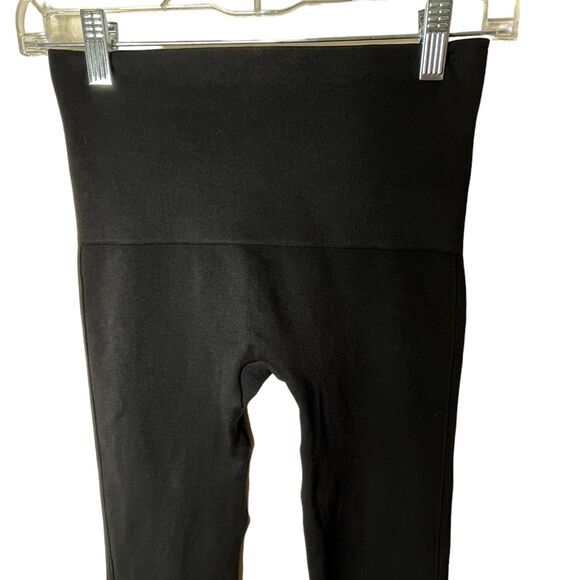 Spanx Look At Me Now Seamless Black Leggings Sz M High Waisted Tummy Control - Picture 4 of 13